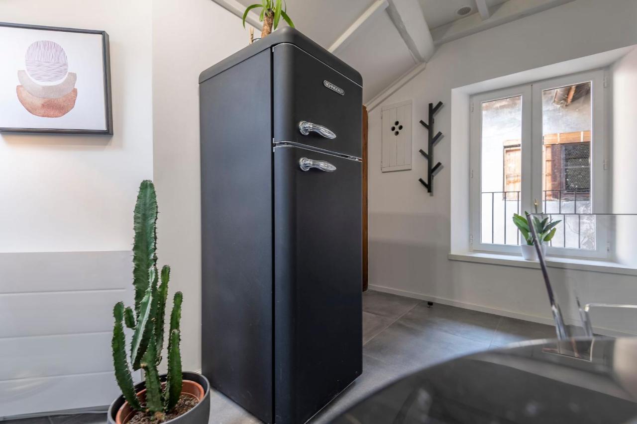 Nice T2 Apartment In The Heart Of The Old Town Of Annecy Near The Lake Eksteriør bilde